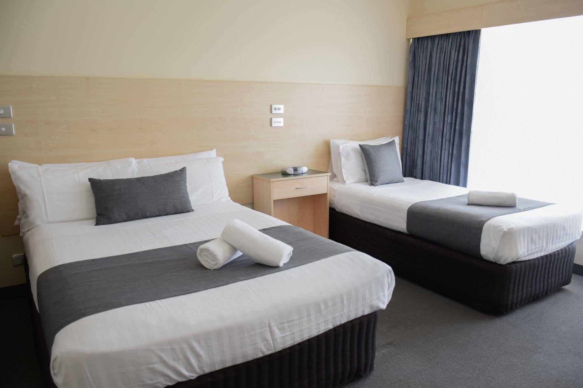 Beachway Motel Ulverstone Dış mekan fotoğraf
