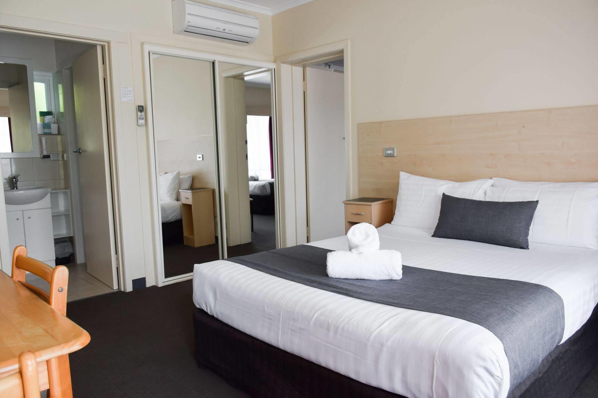 Beachway Motel Ulverstone Dış mekan fotoğraf