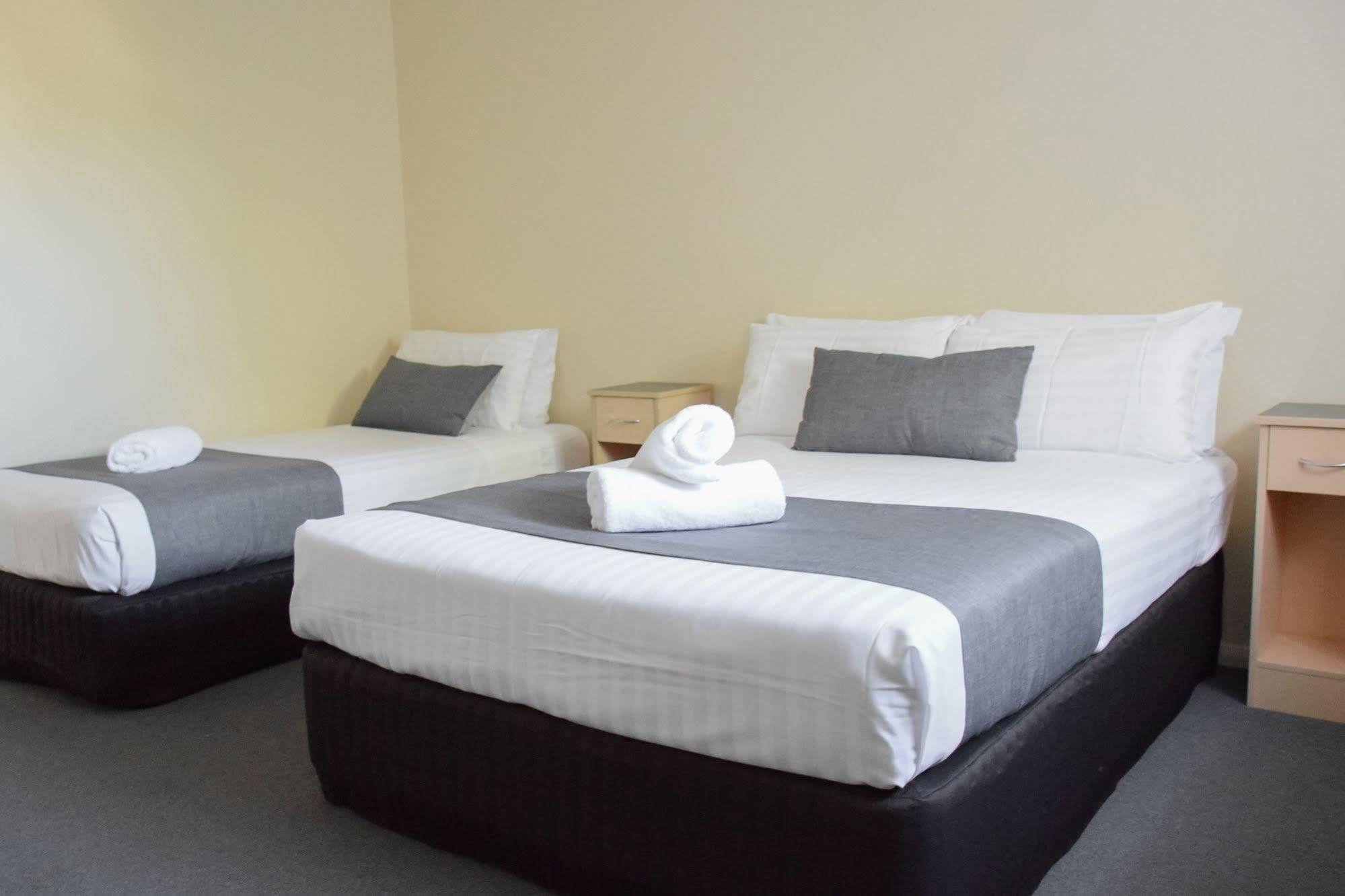 Beachway Motel Ulverstone Dış mekan fotoğraf