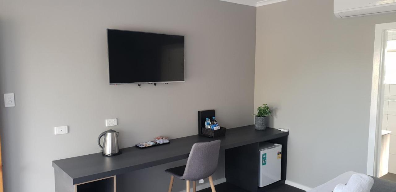 Beachway Motel Ulverstone Dış mekan fotoğraf